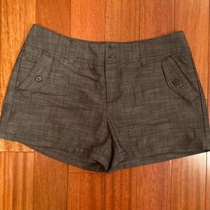 Black/gray linen short